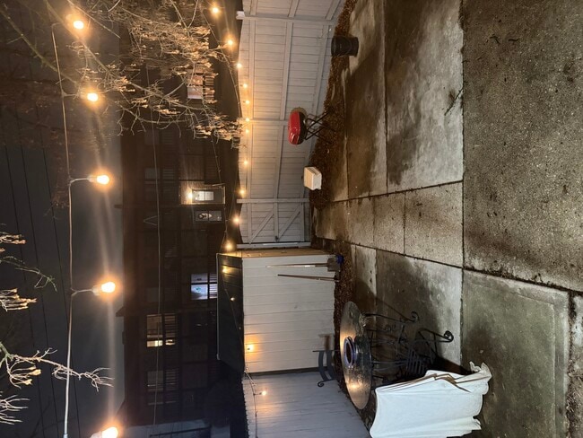 Photo - 531 Glenshire Rd