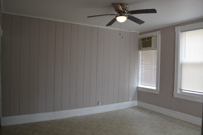 Photo - 1406 Neilson St Apartamento Unidad 1