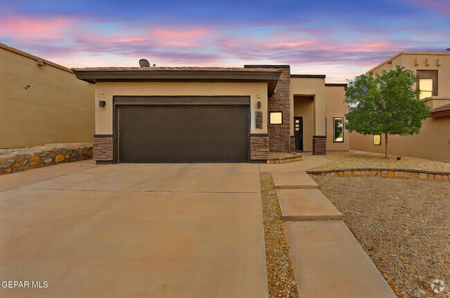 Building Photo - 308 S Manzanita Dr Rental