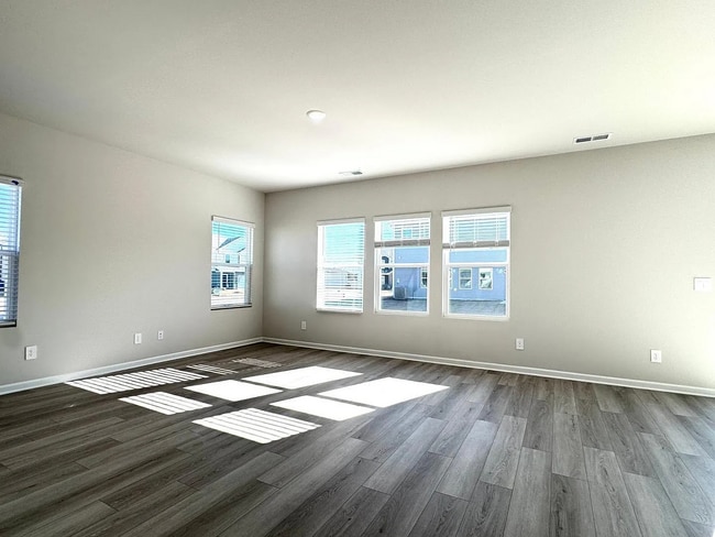 4 Bedroom Single Family for Rent