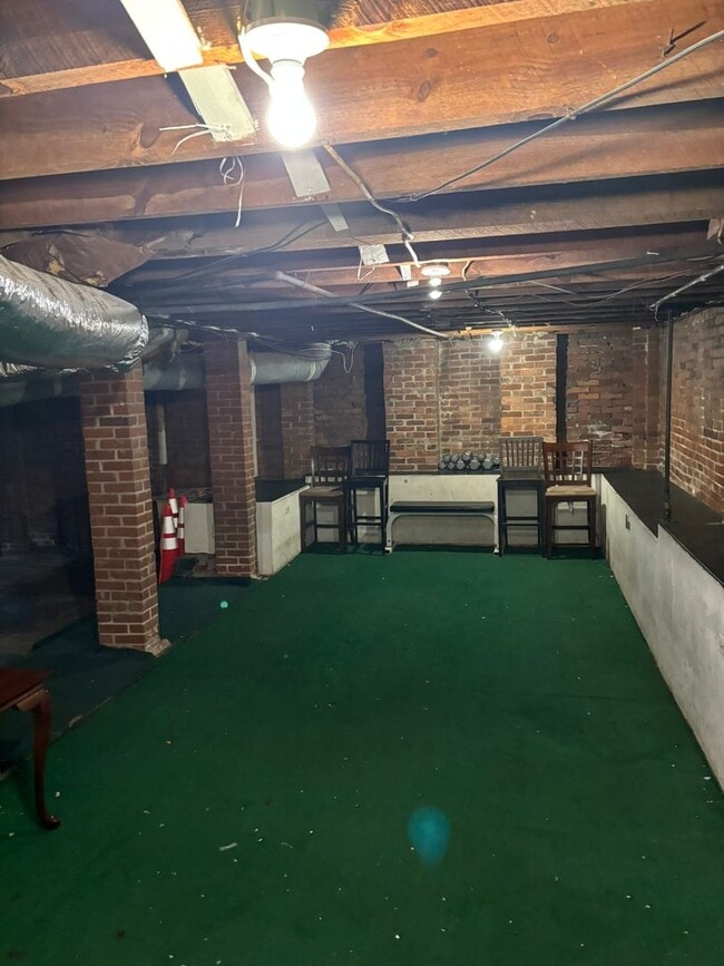 Photo - 3 Bed 2 Bath near 5 points