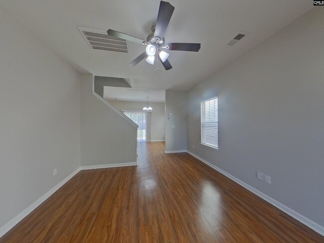 Photo - 484 Westmoreland Rd