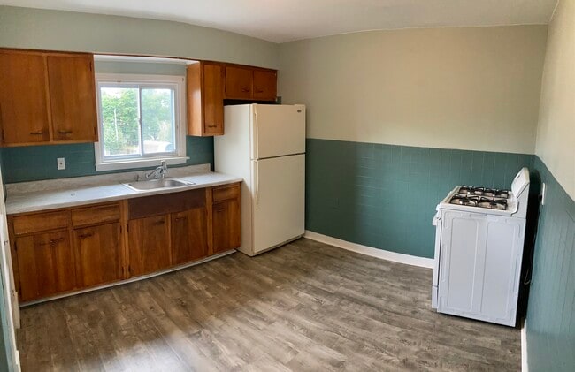 Photo - 101 Aldrich Pl Unit Upper