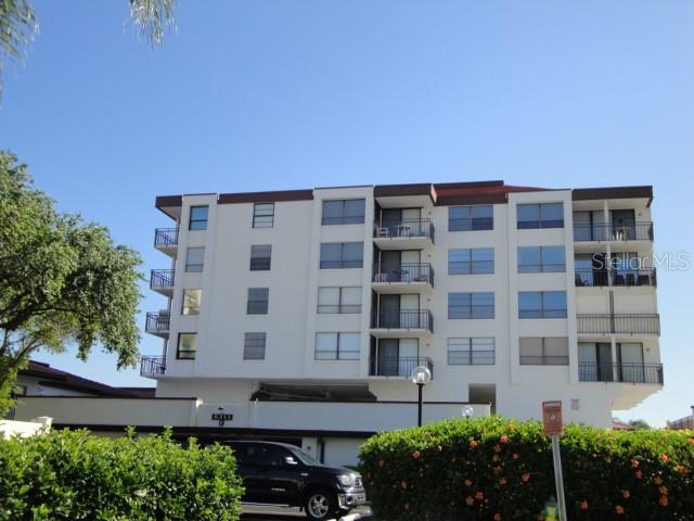 Building Photo - 6211 Sun Blvd Unit 306 Rental