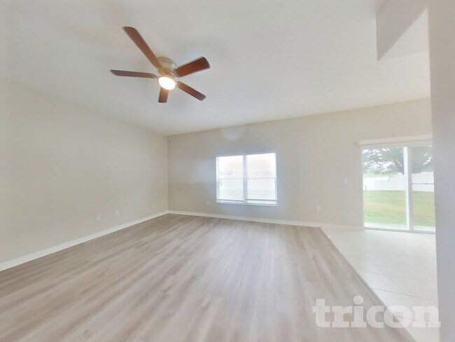 Photo - 31027 Bridgegate Dr