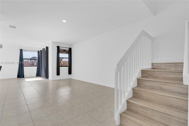 Photo - 11228 SW 239 St