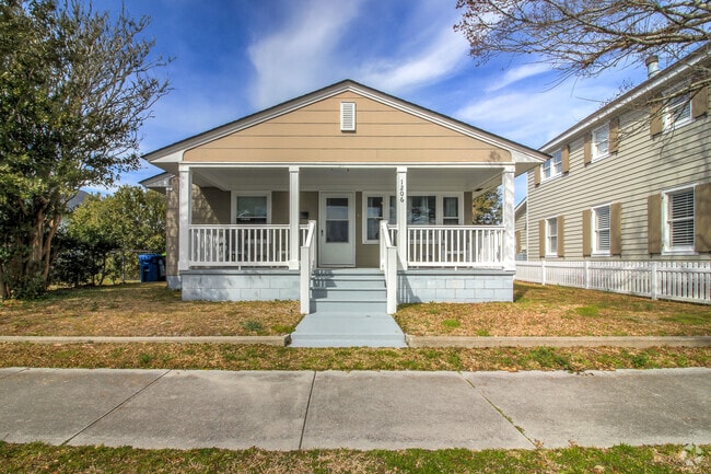 Building Photo - 1206 Shepard St Rental