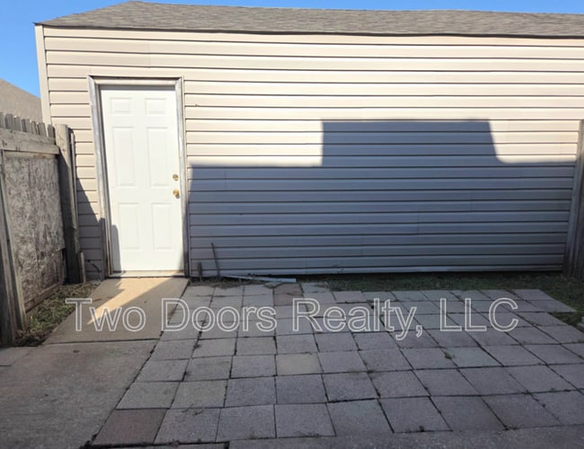 Photo - 1301 Eastgate Dr