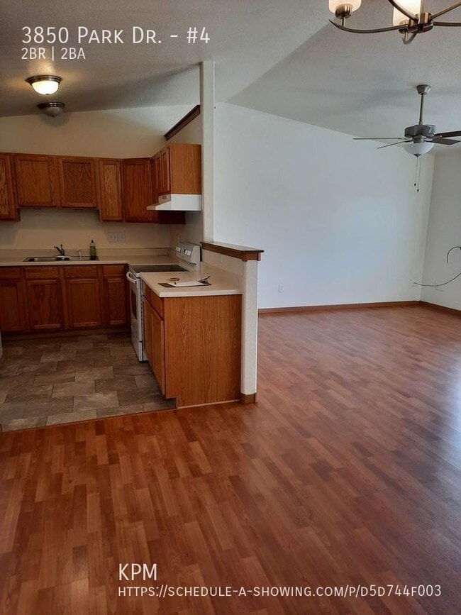 Photo - 3850 Park Dr Unit #4