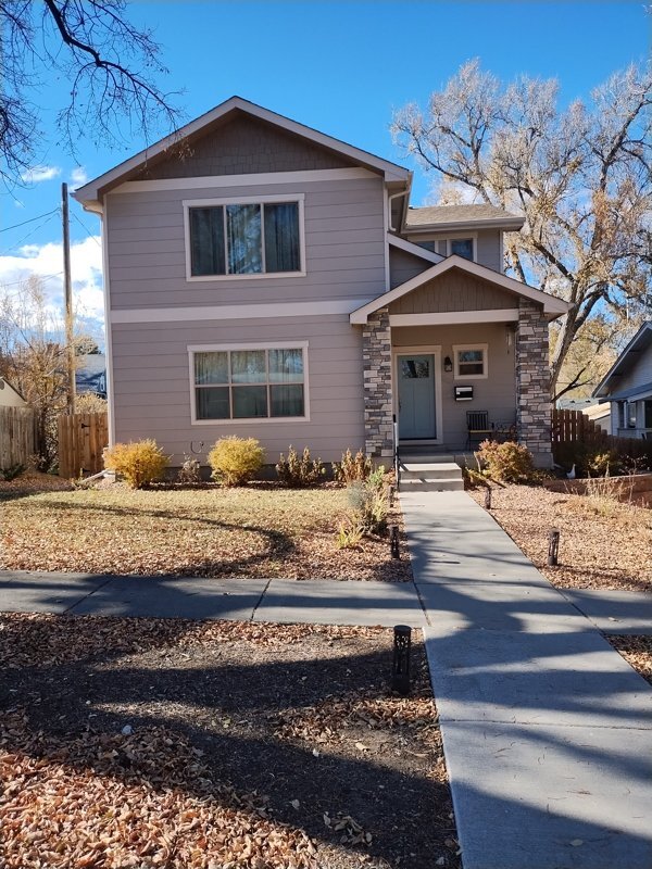 Photo - 208 Custer Ave