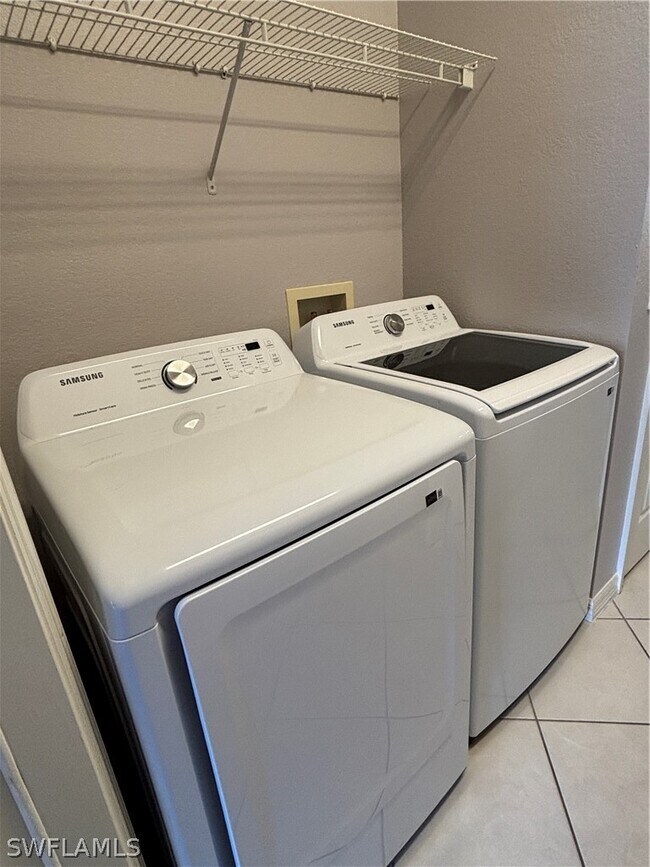 Photo - 2210 Grove Dr