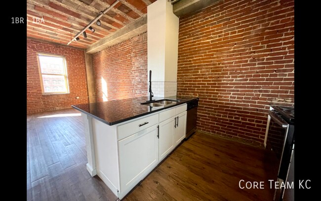 Photo - 204 Walnut St Unit 502