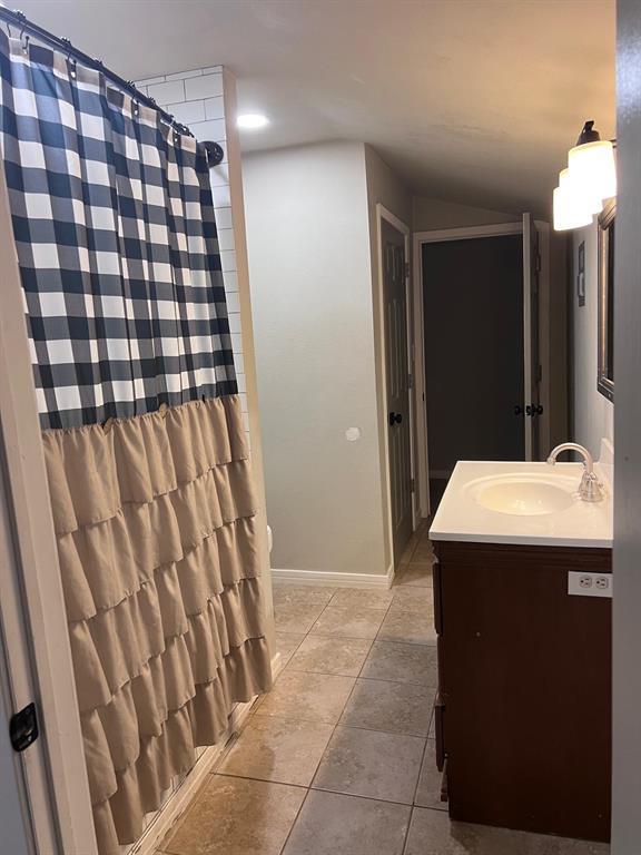 105 W Clark St Unit 9