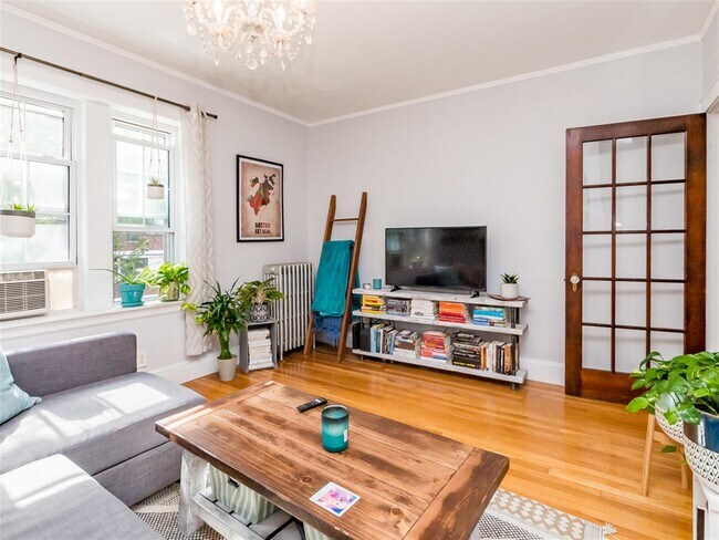 Photo - 276 Harvard St Unidad 5