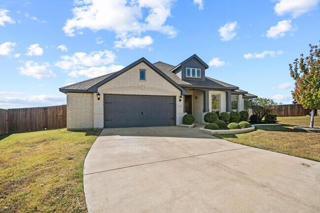 Photo - 314 Waverly Dr