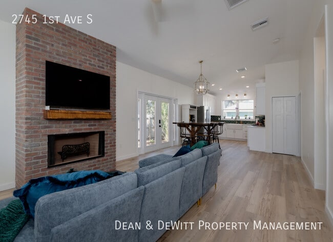 Photo - 2745 1st Ave S