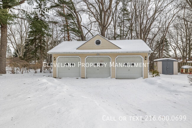 Photo - 939 Stuart Dr