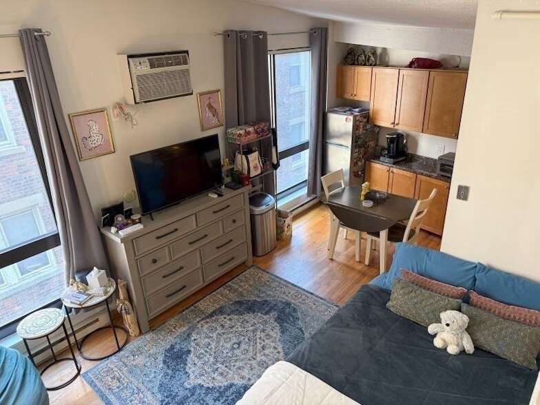 Photo - 12 Stoneholm St