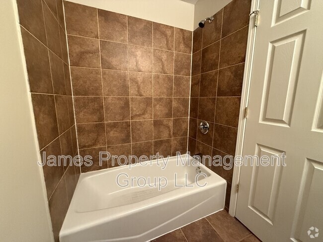 Building Photo - 1129 S Troy St Unit 1 Rental