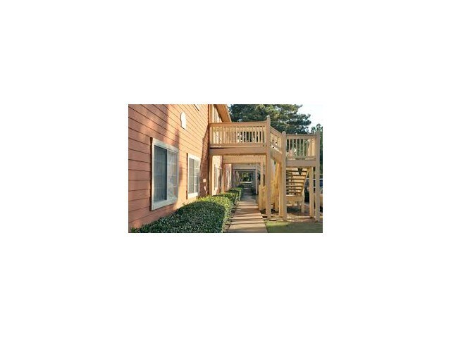 Stonebrook Apartments