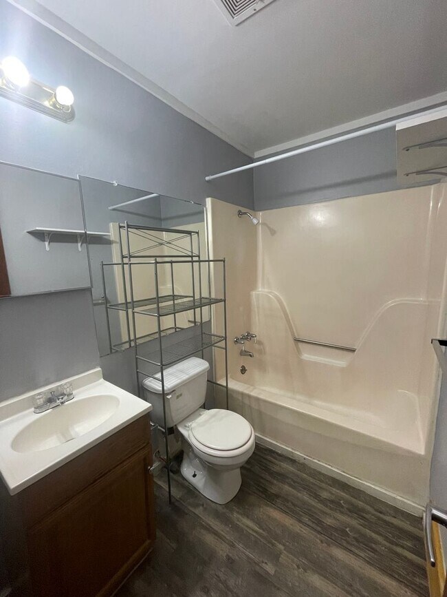 Photo - Campus Apartments East