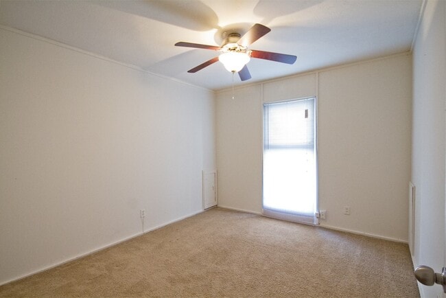 Photo - 1000 Heights Blvd Unit 19