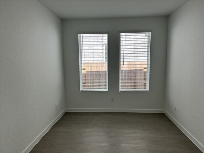 Photo - 8306 Amber Summit Ln