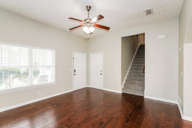 Photo - 2426 Salem Glen Xing