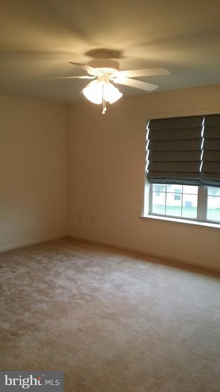 Photo - 111 Stonecrest Ln