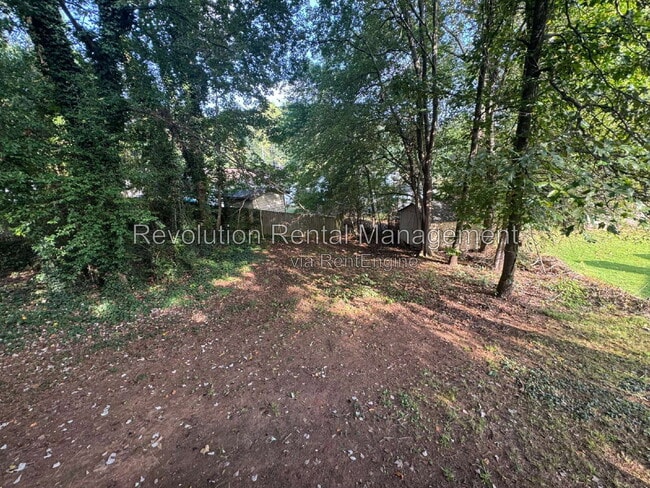 3843 N Fork Ct NW