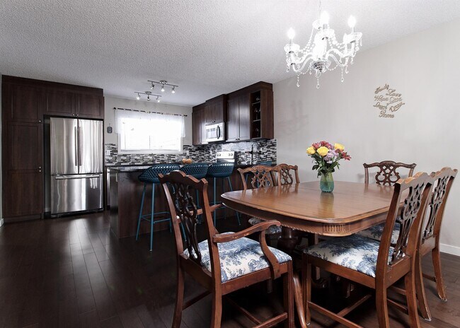 286 Legacy Village Way SE