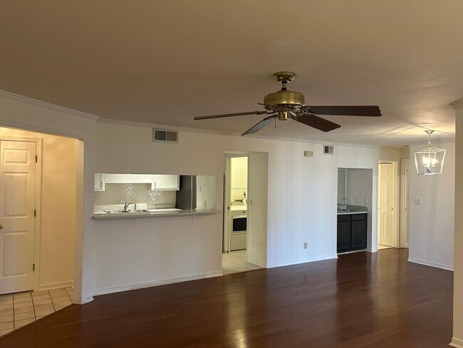 Photo - Move-in Ready Luxurious 2 bedroom, 2 bathroom affordable condo in Hoover, Alabama Unit 1303