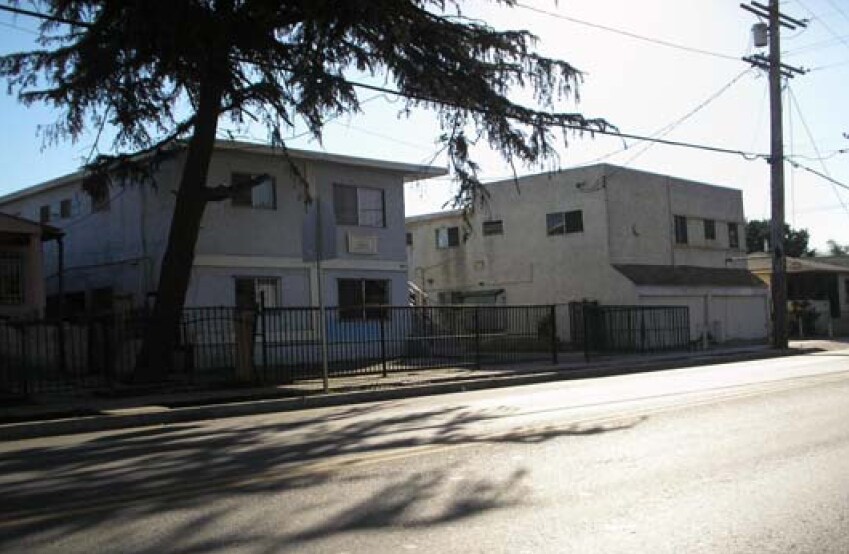 Photo - 5412-5418 Hooper Ave Apartments
