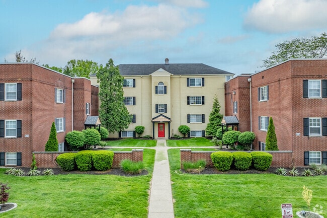 Daytona Village Apartments