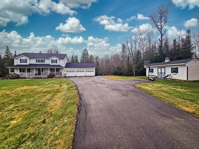 Photo - 32 Patterson Rd
