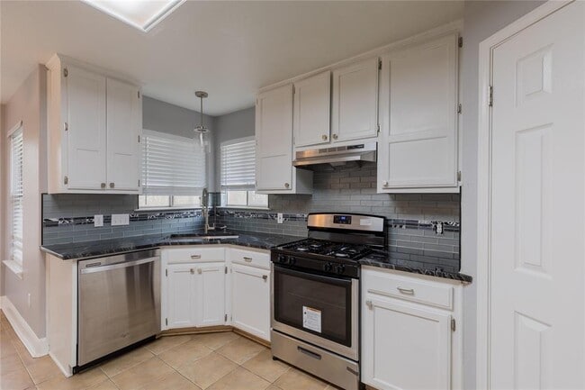 Photo - 1003 Briargate Dr