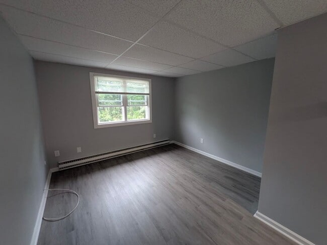 Building Photo - Modern Living in the Heart of Troy – 1-Bed... Unit 5 Rental