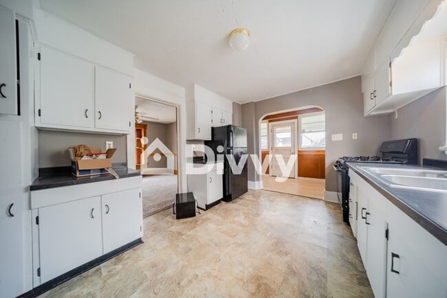 Photo - 2110 12th St SW, Akron, OH 44314