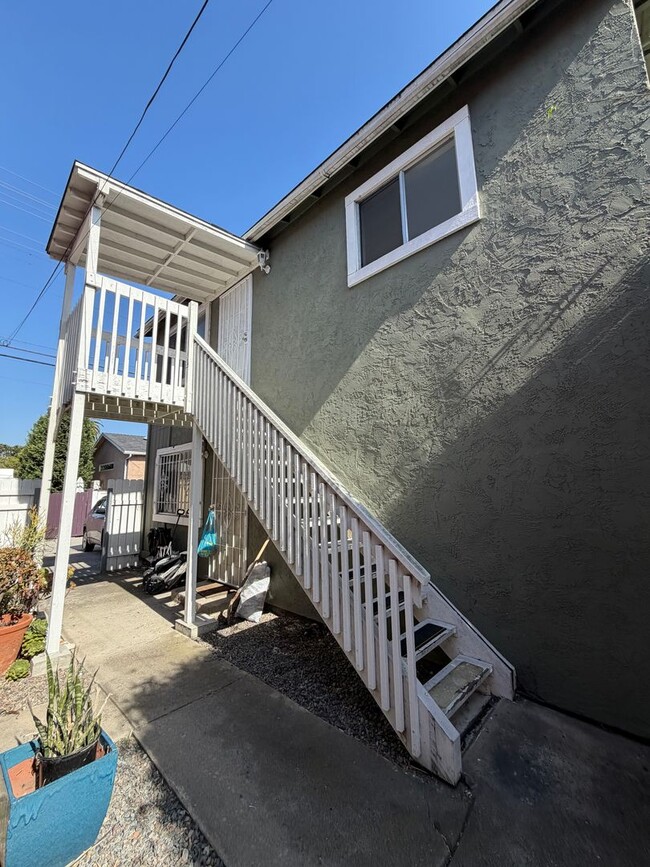 Building Photo - 4455-4457 32nd St, San Diego, CA 92116 Unit 4457A