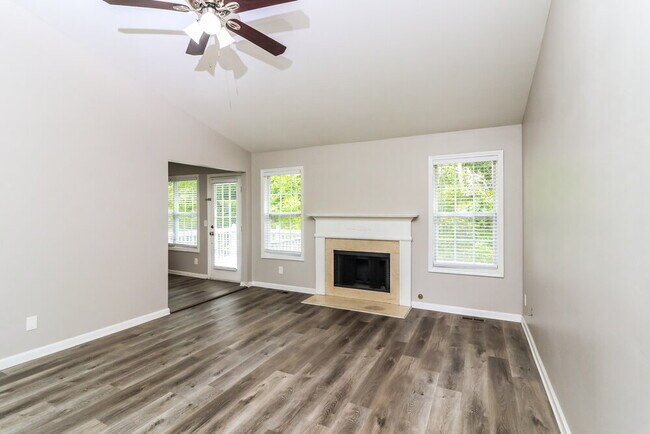 Photo - 7817 Cambridge Dr