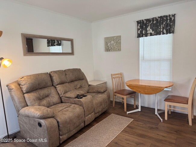 Photo - 669 Snowbird Ave