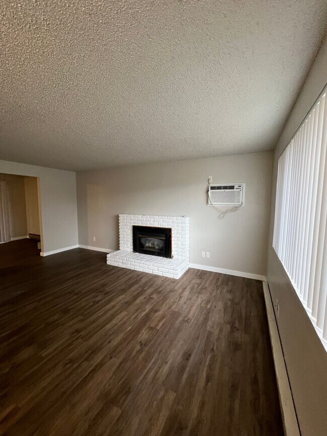 Photo - 328-328 E Wabash Ave Unit 326