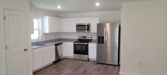 Photo - 3 Dogwood Dr Terrace