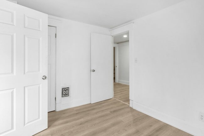 Photo - 14608 Alder Ave