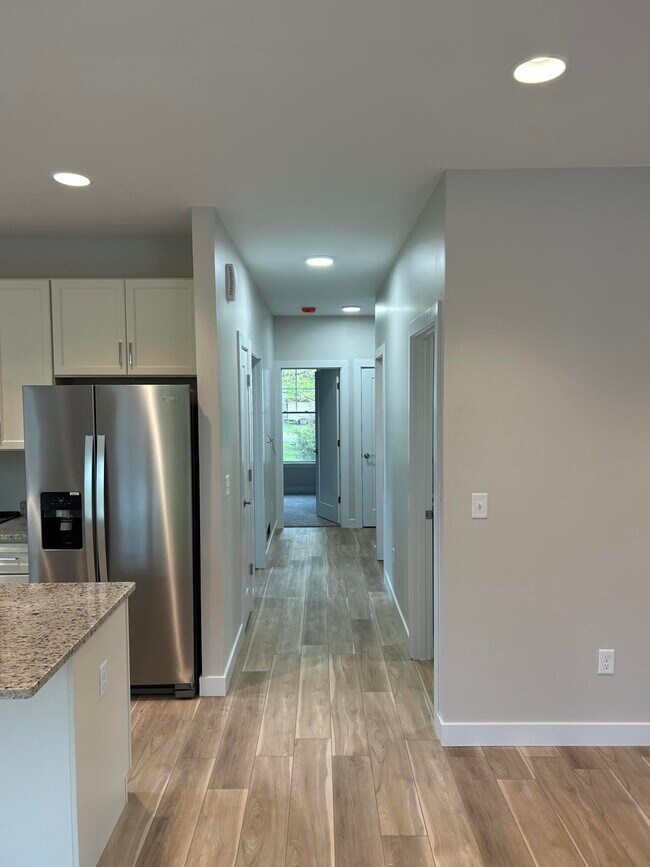 Photo - 3059 Torrid St