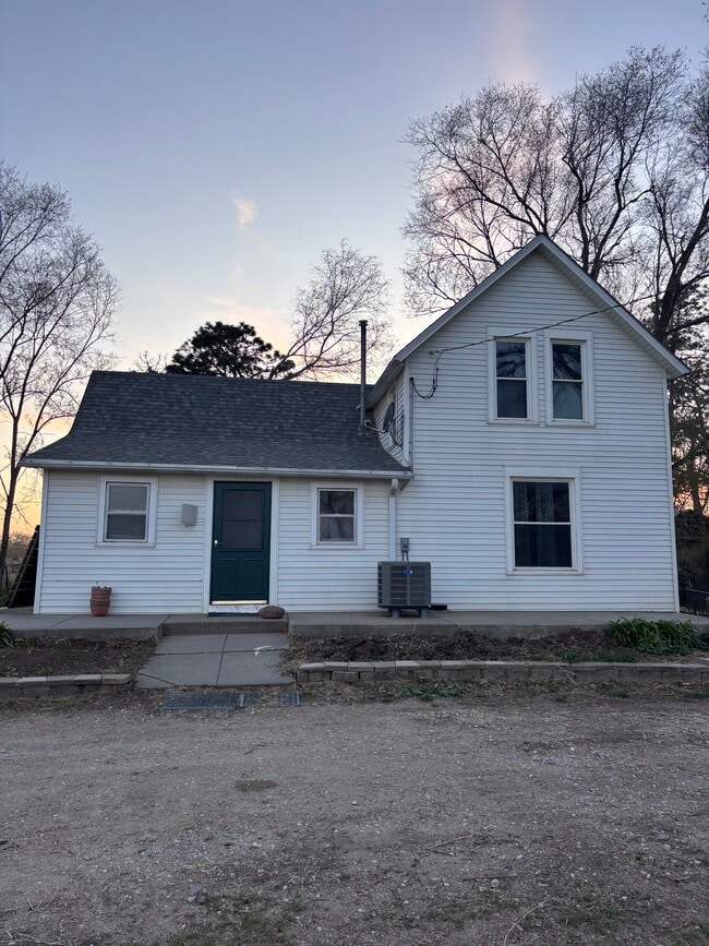 Building Photo - 1562 Branched Oak Rd