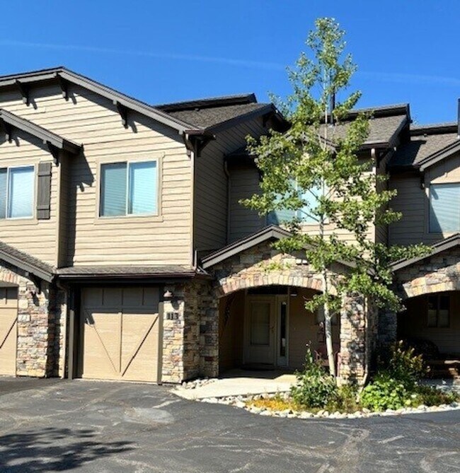 Photo - 113 Allegra Ln