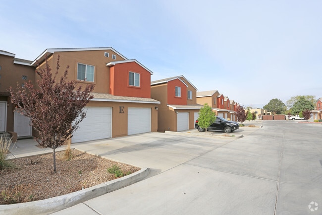 Primary Photo - Indian Ridge Rental