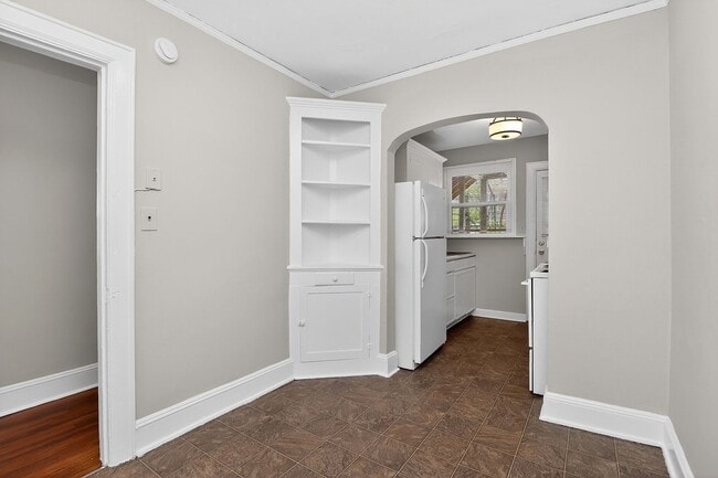 Photo - Adorable One Bedroom Apartment in Elizabeth!
