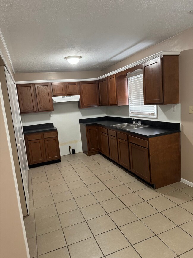 Photo - 9114 New Maple Rd